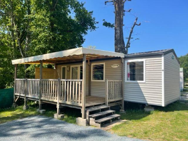 Camping Le Ruisseau Saint-André-de-Seignaux Exterior foto