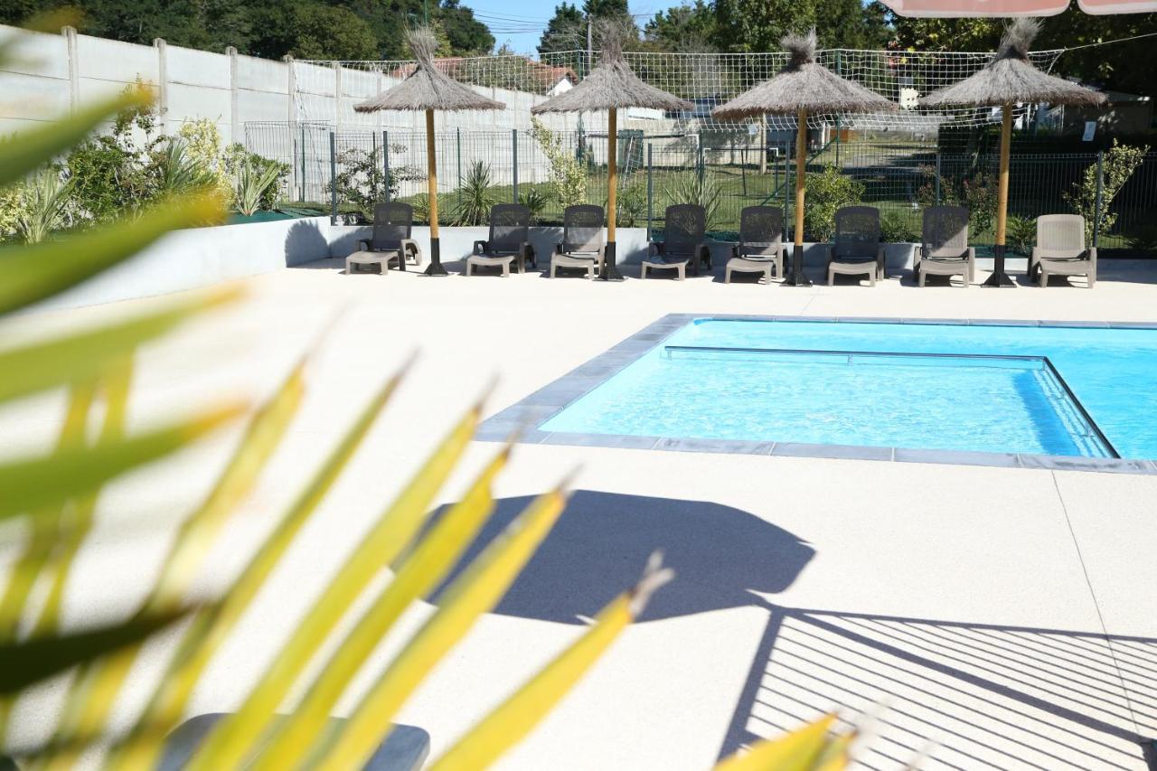 Camping Le Ruisseau Saint-André-de-Seignaux Exterior foto